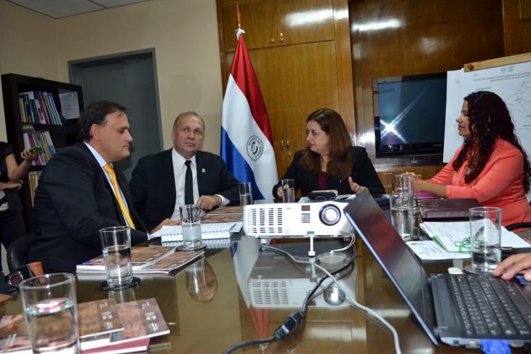 Importantes acuerdos en materia de educación  Municipalidad de Asunción y Ministerio de Educación