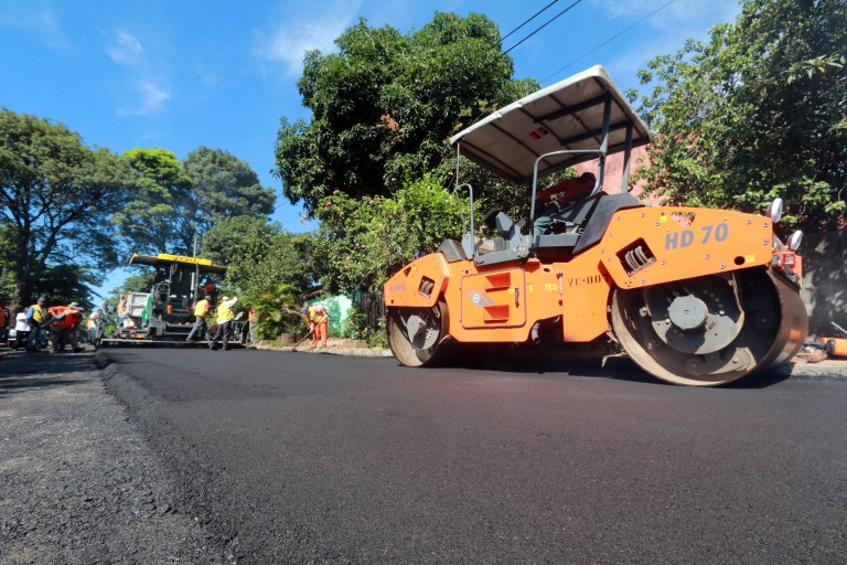 Municipalidad cambia la cara de varias calles con obras de mejoramiento vial