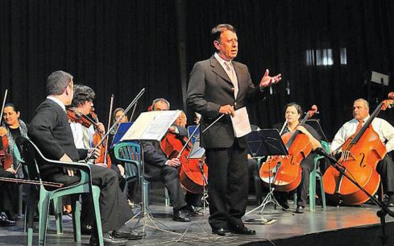 Director de la OCMA dirigirá la Orquesta Sinfónica de Antofagasta