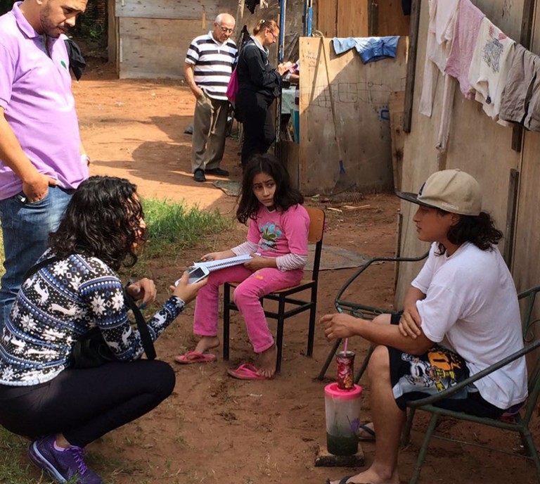 Con una APP voluntarios realizan censos en refugios de Asunción