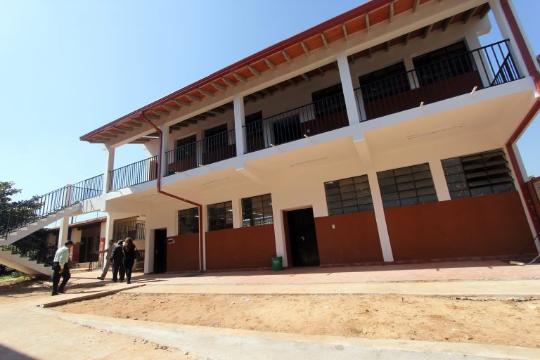 Alto porcentaje de avance en las obras de mejoramiento en Colegio Nacional “Las Residentas”