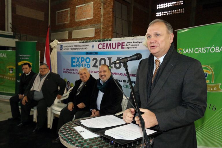 Se inició la XVII Expo Empleo en el Polideportivo de la Parroquia San Cristóbal