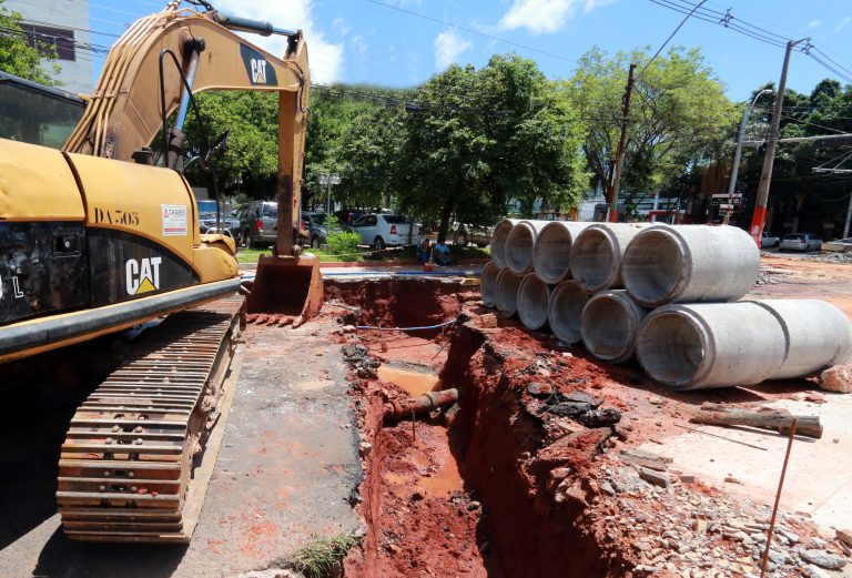 Municipalidad acelera las obras en  la calle López de Filippi