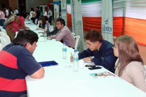 600 puestos laborales se ofertaron en la 19ª Expo Empleo del CEMUPE