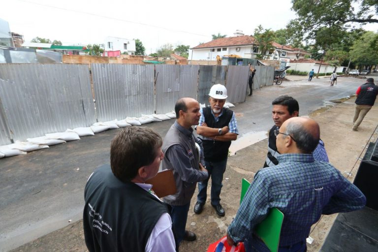 Comuna notifica a empresa para rehabilitar la calle Tte. Vera a la altura de San Martín