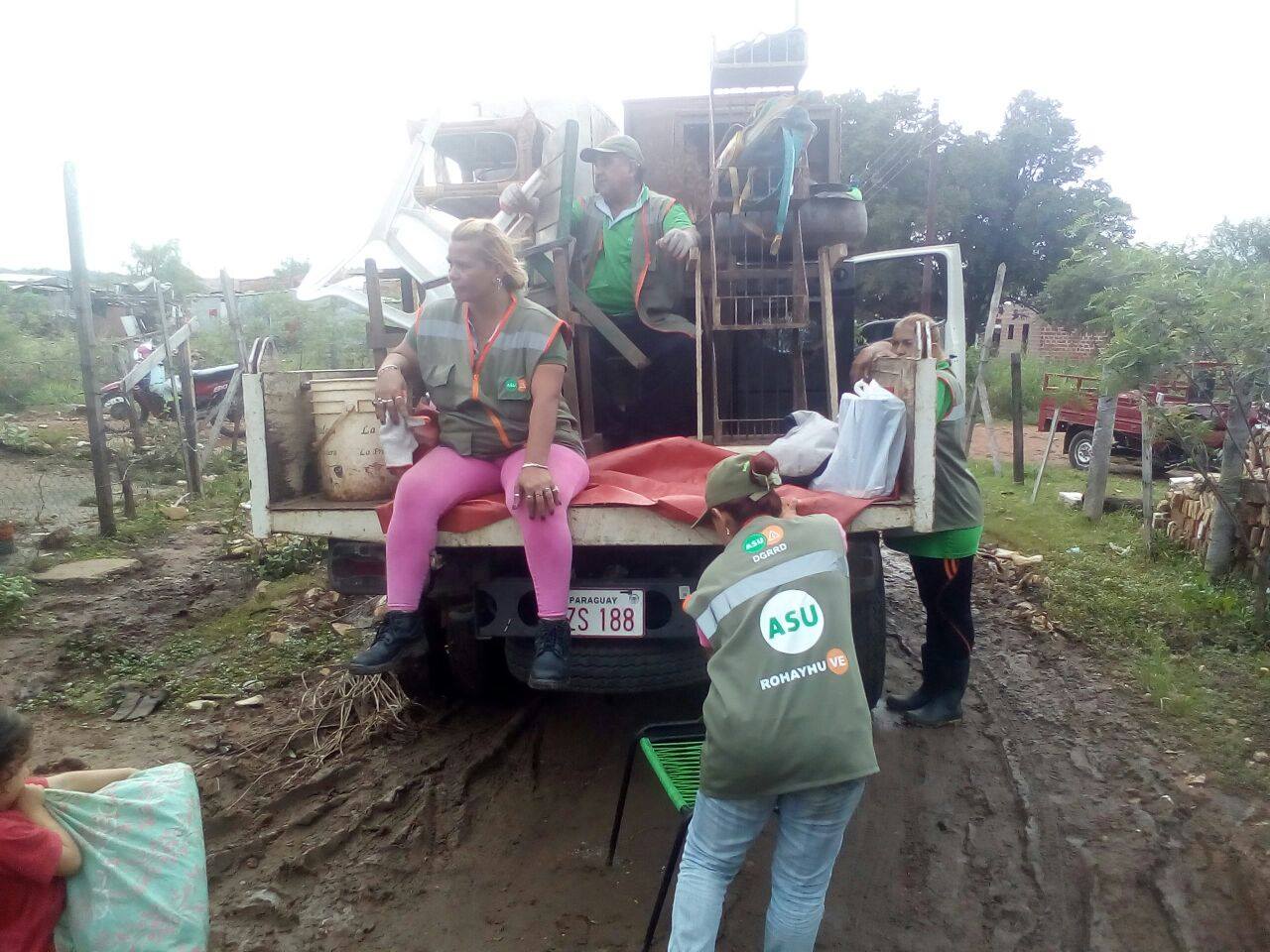 Río Paraguay sube 5cm y aumenta la asistencia de la Municipalidad a familias afectadas