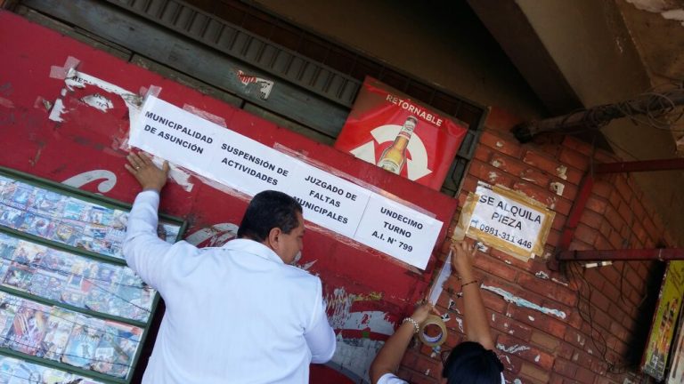 Supermercado El Tigre fue suspendido en sus actividades por malas condiciones higiénicas y de infraestructura