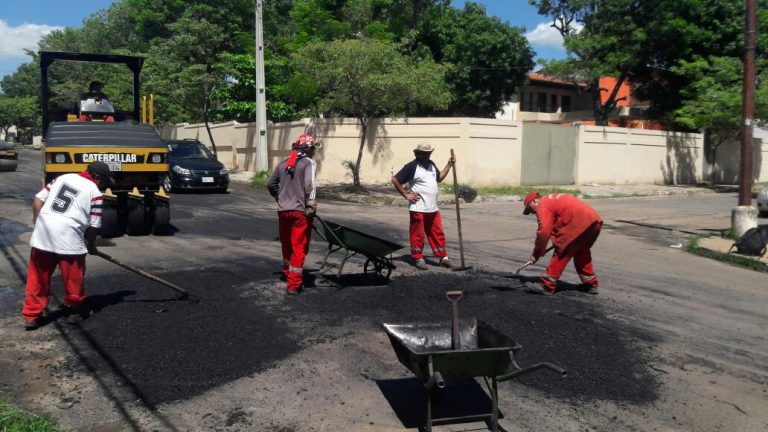 Bacheo día por día: Prosiguen tareas en diversas zonas de Asunción