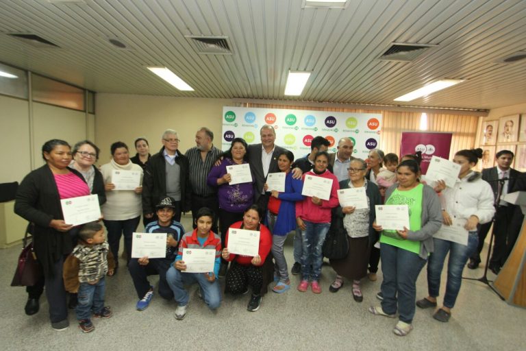 Entregaron Certificados al Primer Grupo del Programa de Alfabetización de la Municipalidad