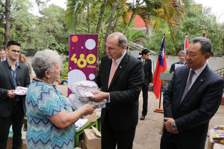 Embajada de Taiwán entregó donativos para diversas organizaciones municipales