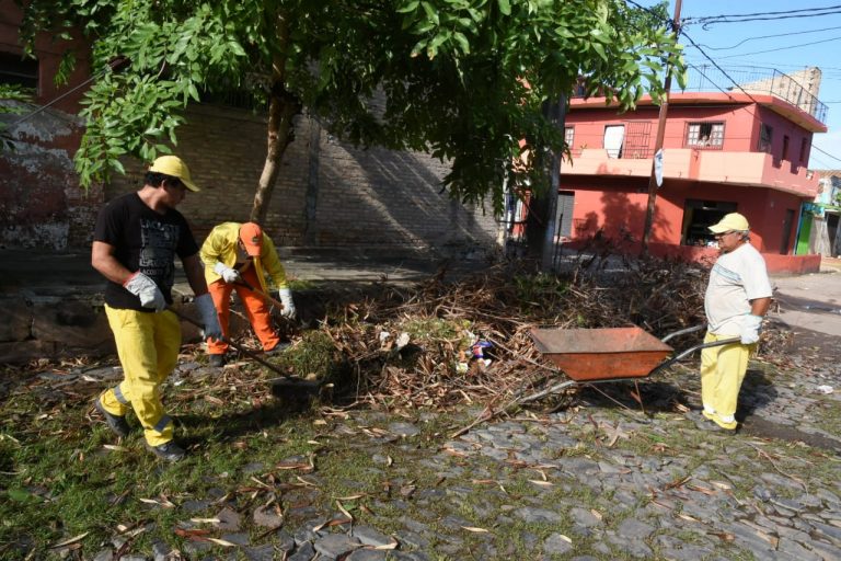 Vecinos de los barrios Sajonia, Carlos Antonio López y San Antonio se unen a la lucha contra el Dengue