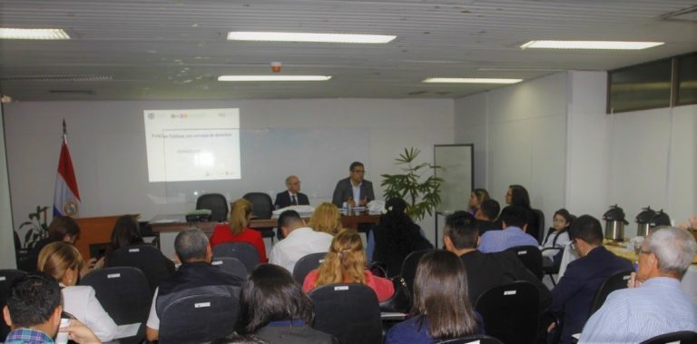 Prosiguen talleres para funcionarios que integran red de Derechos Humanos y Acceso a la Justicia en la Municipalidad de Asunción