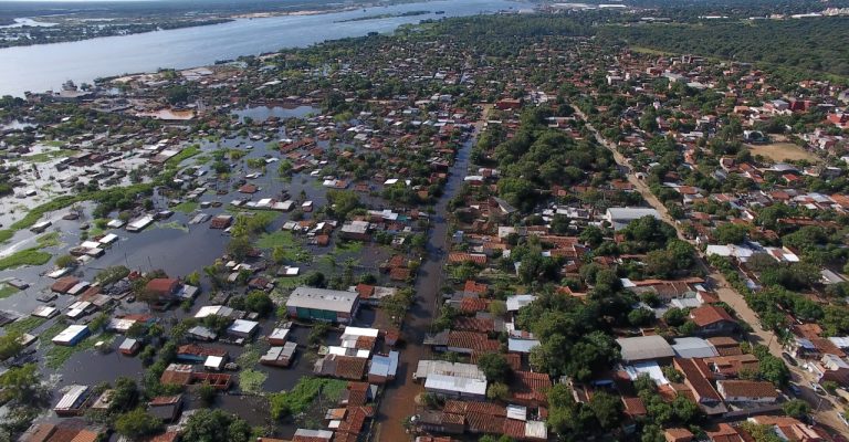 La crecida del Río en Asunción ya desplazó a más de 47 mil personas