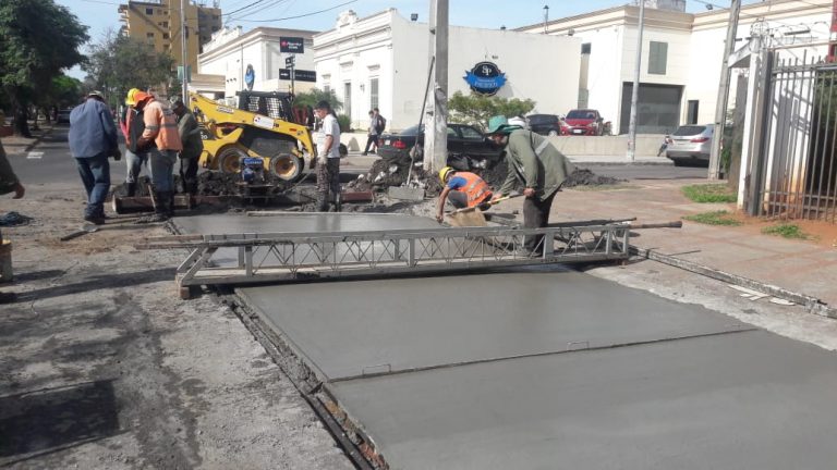Municipalidad colocó pavimento de hormigón hidráulico en la avenida Carlos Antonio López