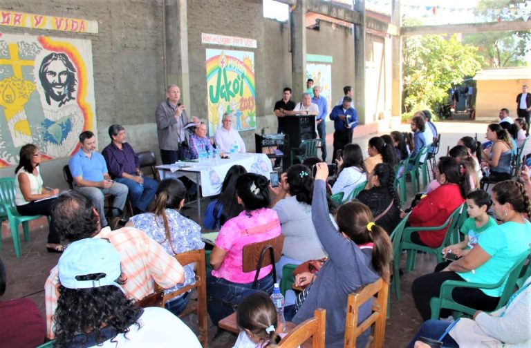 El Intendente Mario Ferreiro y el Ministro Dany Durand informaron sobre el Proyecto Laguna Pyta a líderes del Bañado Norte