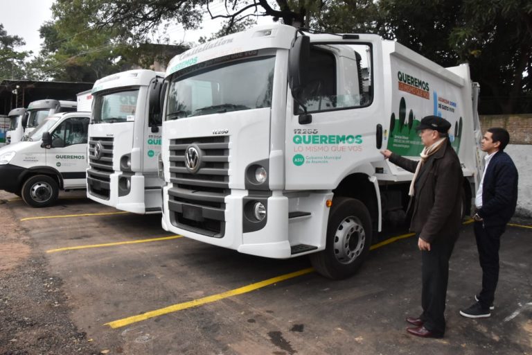 Municipalidad refuerza la recolección de residuos con nuevos camiones recolectores y taller móvil