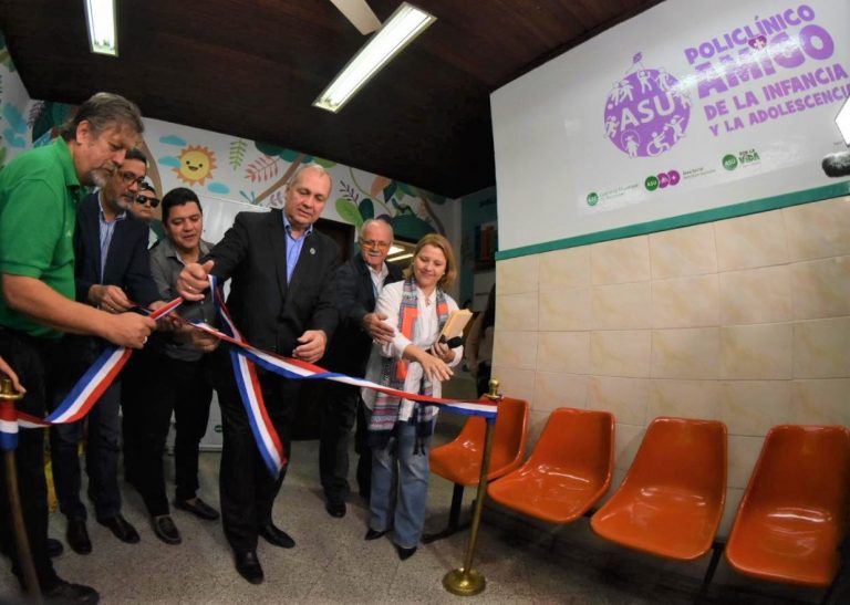 El Policlínico Municipal inauguró sala de espera y consultorio de Pediatría