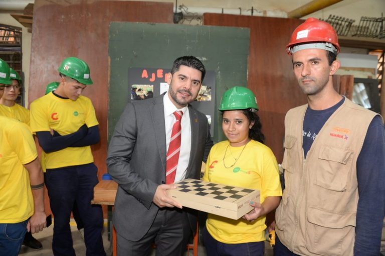 Intendente Rodríguez participó del inicio de las actividades  de la Escuela Taller de Asunción