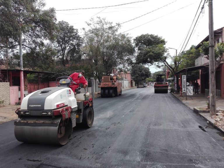 Avanzan los trabajos de mejoramiento vial de la calle Teniente José Félix López