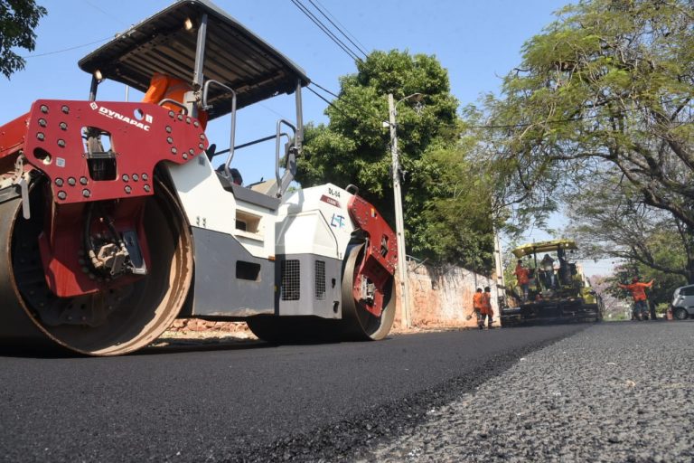 Municipalidad inició trabajos de mejoramiento vial en calle San Cosme del Barrio Jara