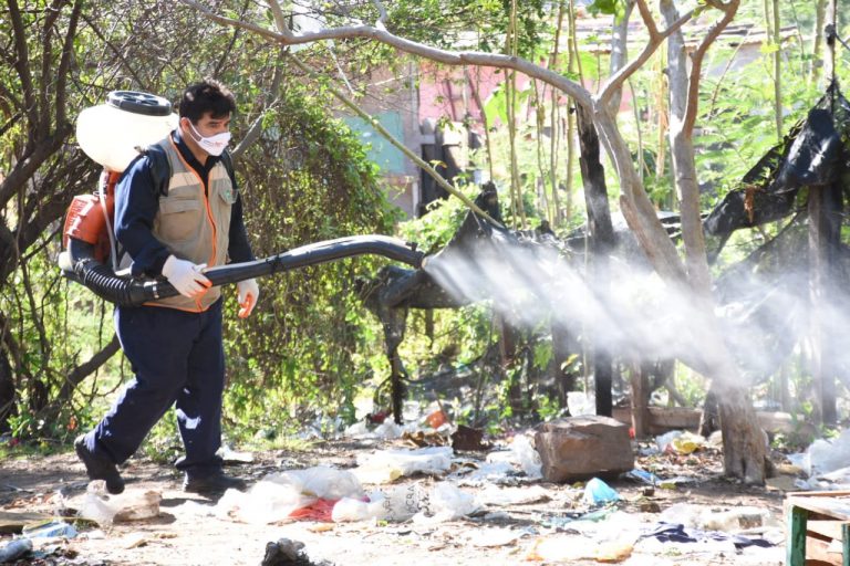 Campaña Municipal de Lucha contra el Dengue prosiguió en el barrio Virgen de Luján