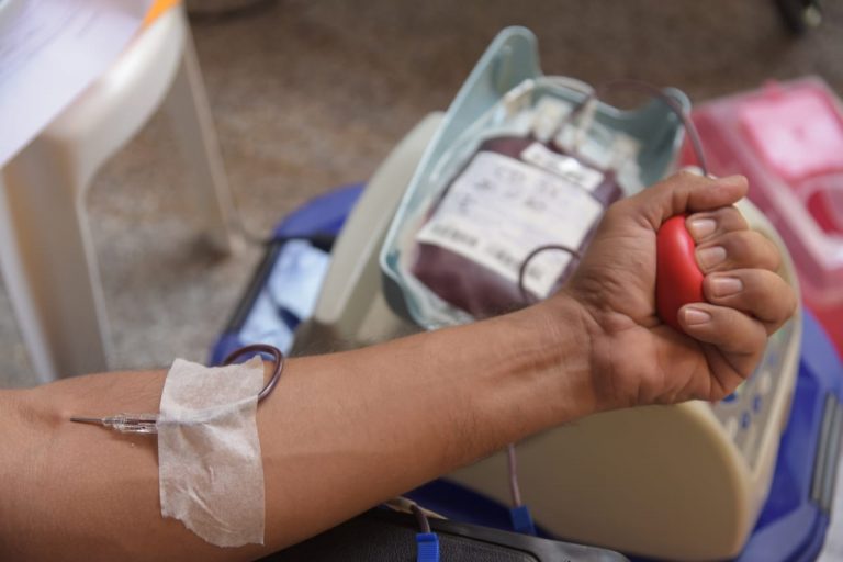 Ochenta y seis funcionarios municipales donaron sangre en un acto de amor y solidaridad