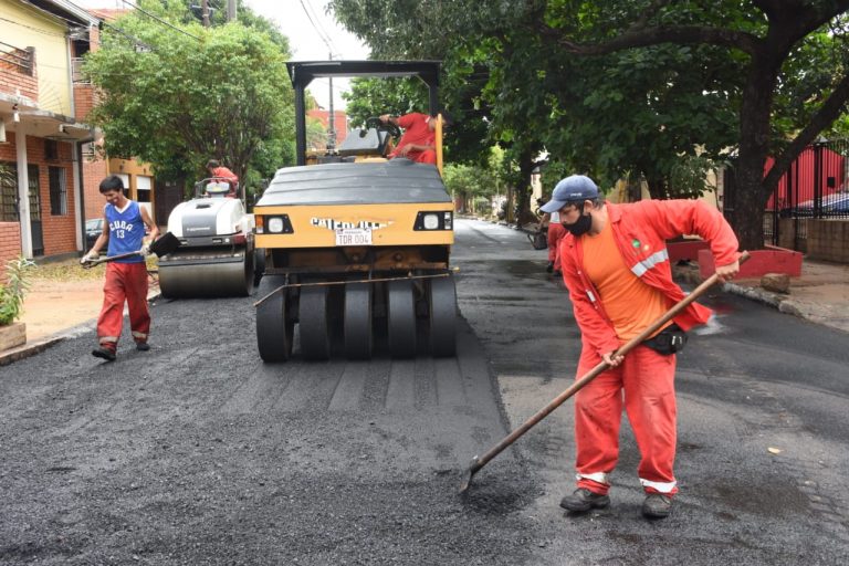 Un total de 11 cuadras de la calle Dr. Carlos Centurión  serán mejoradas vialmente por la Dirección de Vialidad
