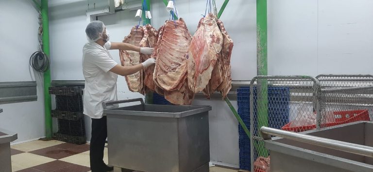 Dirección de Defensa al Consumidor de la Comuna Capitalina realizó un operativo de control en un supermercado del barrio San Vicente