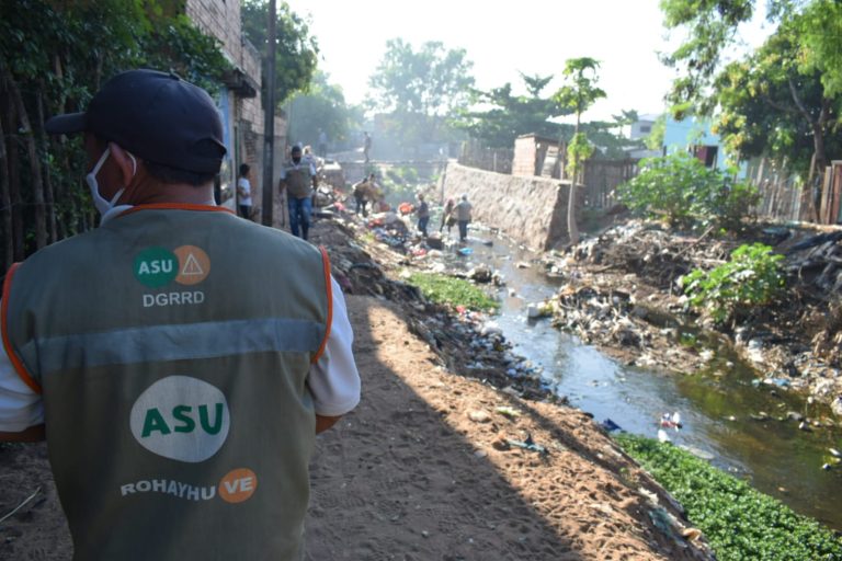 Operativo Verano Sin Dengue llega al barrio Santa Ana con énfasis en zona del arroyo Morotî