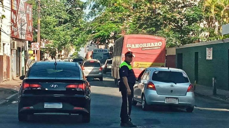 Transportista de Ómnibus de Asunción anuncian paro por 10 días desde el próximo lunes