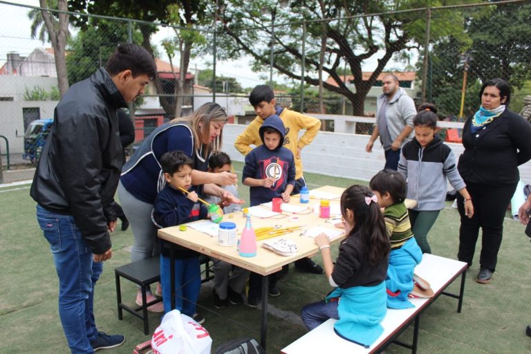 “Viví Asunción en Familia” se inició con gran suceso este sábado 4 de junio en el Paseo de 21º Proyectada brindando servicios municipales a los vecinos