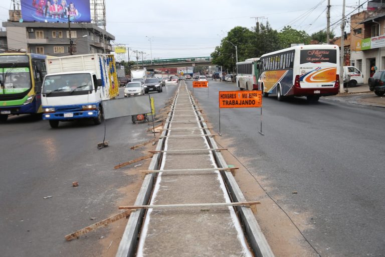 Significativos avances tiene la obra de repavimentación de la avenida Eusebio Ayala en los tres tramos con que cuenta el proyecto vial