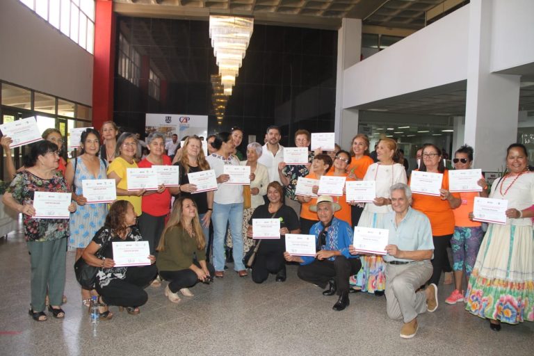 Adultos Mayores de Asunción realizaron cierre de actividades con un fuerte mensaje de inclusión y esperanza