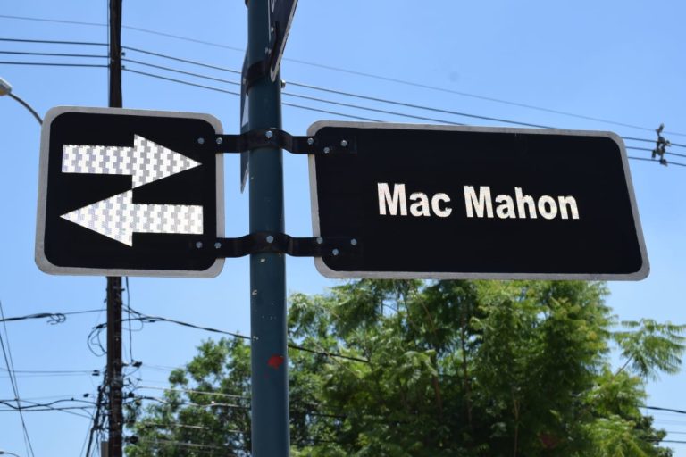 Martin McMahon, embajador de los Estados Unidos, quien llegó al Paraguay en el estridor de las armas, es homenajeado con una calle de Asunción