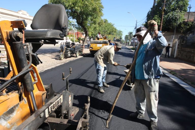 Avanzan los trabajos en la avenida Carlos Antonio López con regularización asfáltica de tres cuadras entre Juan de Garay y De Las Llanas