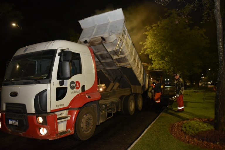 Dirección de Vialidad trabaja en bacheos y recapados para mantener en condiciones calles y avenidas de Asunción