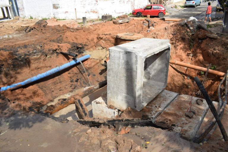 Obras de desagüe pluvial en la cuenca de Isabel la Católica y Kanonnikoff están muy avanzadas