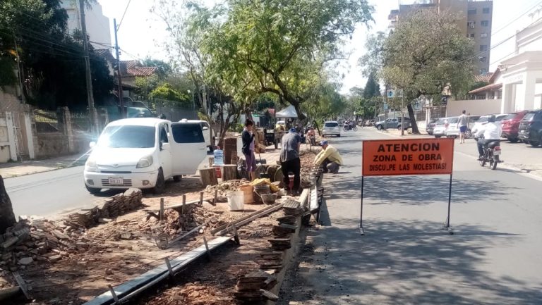 Suman esfuerzos para avanzar en la obra de mejoramiento vial de la avenida Carlos Antonio López, para el disfrute de la ciudadanía
