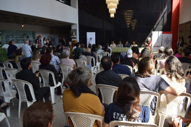 Municipalidad de Asunción hizo entrega de cheques a ganadores de los fondos municipales para el arte de la edición 2023