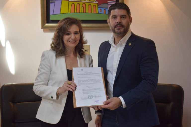 Marcela Bacigalupo es la nueva directora general de Cultura y Turismo de la Municipalidad de Asunción