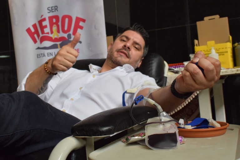 96 donantes se presentaron en la exitosa jornada de donación de sangre que realizó la Superintendencia de Salud de la Municipalidad de Asunción y que será utilizada por la Sala de Oncología infantil del Hospital de Clínicas
