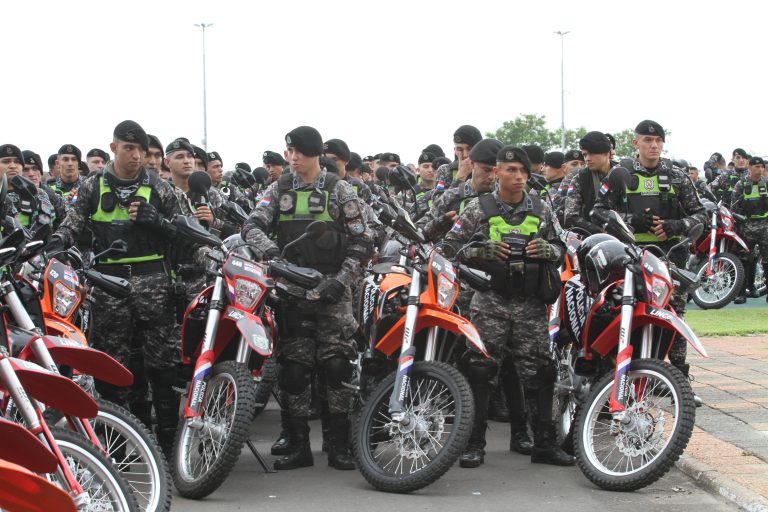 1200 efectivos del reforzado “Grupo Lince” equipados con 600 nuevas motocicletas donadas por Taiwán comenzaron a patrullar Asunción y el departamento Central