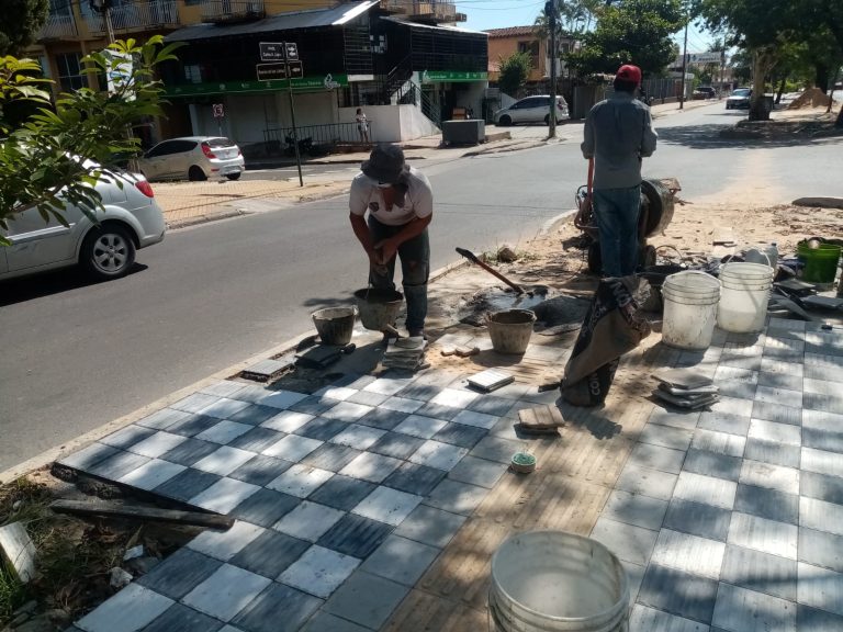 En paseo central de la avenida Carlos Antonio López siguen  trabajos en tramo que va desde De las Llanas y Gobernador Irala