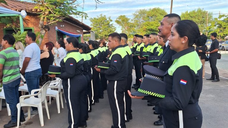 Ya están en la calle cumpliendo funciones 28 nuevos egresados como agente de la Policía Municipal de Tránsito de Asunción