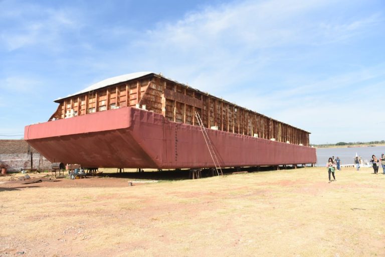 Astilleros, caleras y Areneras ubicadas en el bañado Sur, fueron intervenidos por una comitiva de inspectores municipales encabezados por personal de la Dirección General de Gestión Ambiental