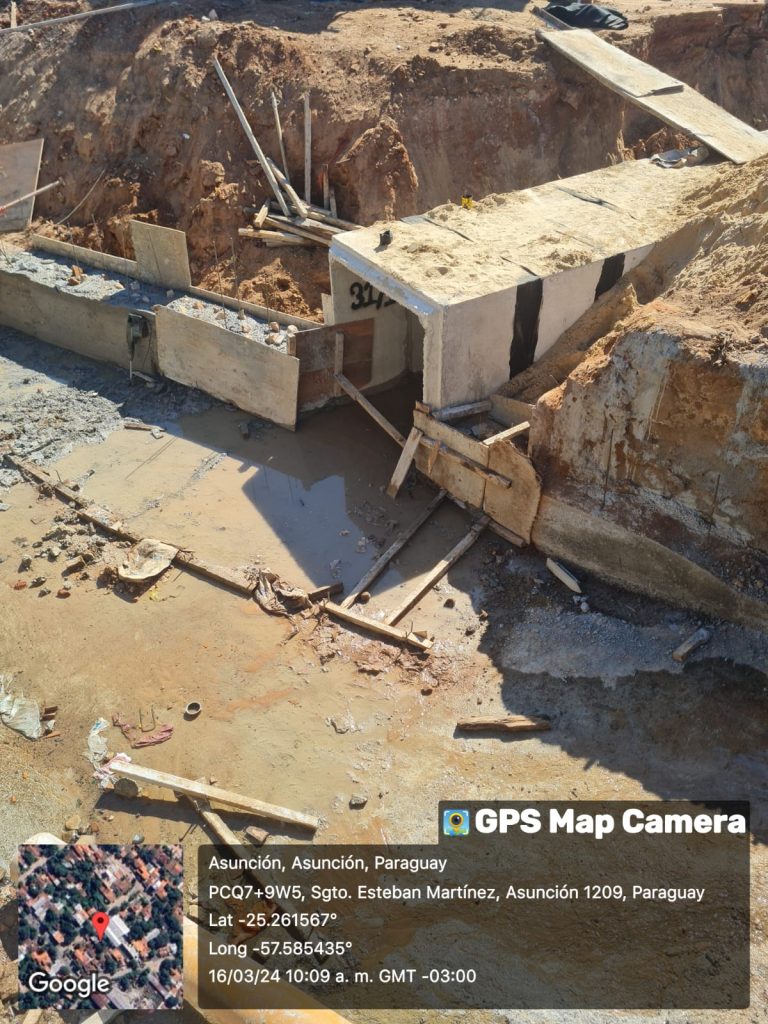 Trabajos en Teniente Esteban Martínez, correspondiente al lote 2 de Molas López, siguen con intensidad para conseguir un mayor avance