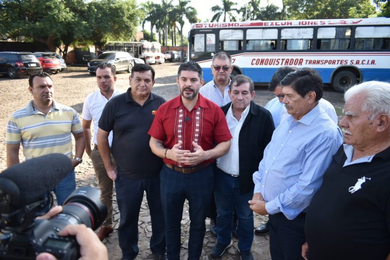 Se inició el operativo del Plan de Mejoramiento del servicio de transporte público en Asunción, que constituye un paso histórico hacia la transformación