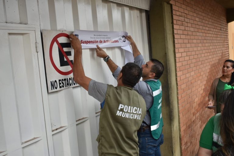 Sancionan a un taller mecánico del barrio San Pablo por contravención a ordenanzas ambientales y carecer de patente y licencia comercial