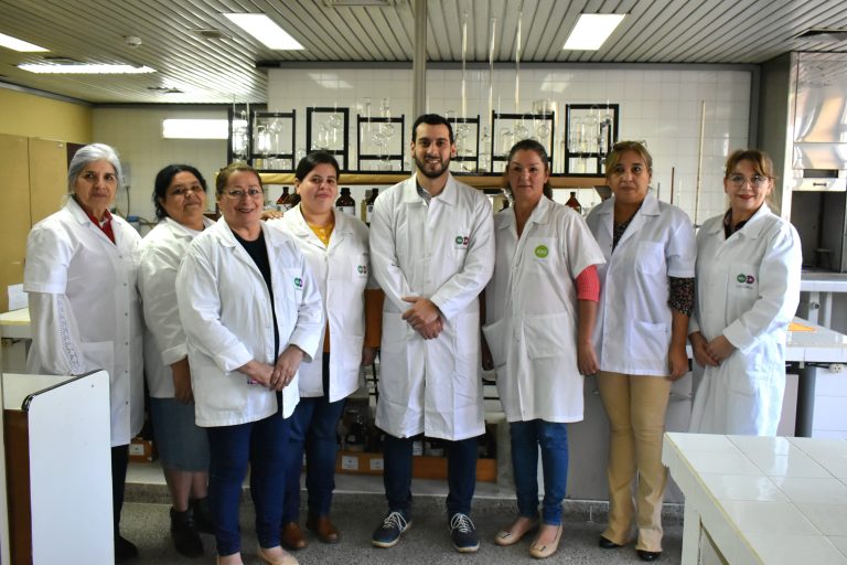 Importantes adquisiciones se realizaron para el laboratorio de la Municipalidad de Asunción