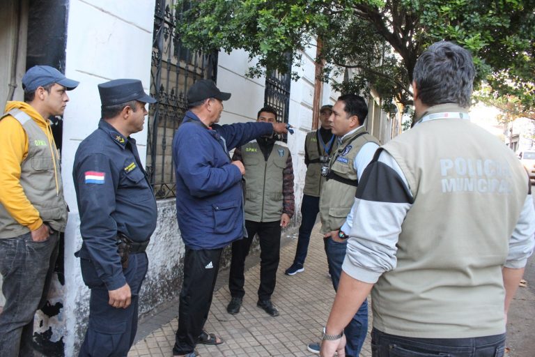 Policía Municipal de Vigilancia intensifica operativos contra el cobro indebido de estacionamiento en Asunción